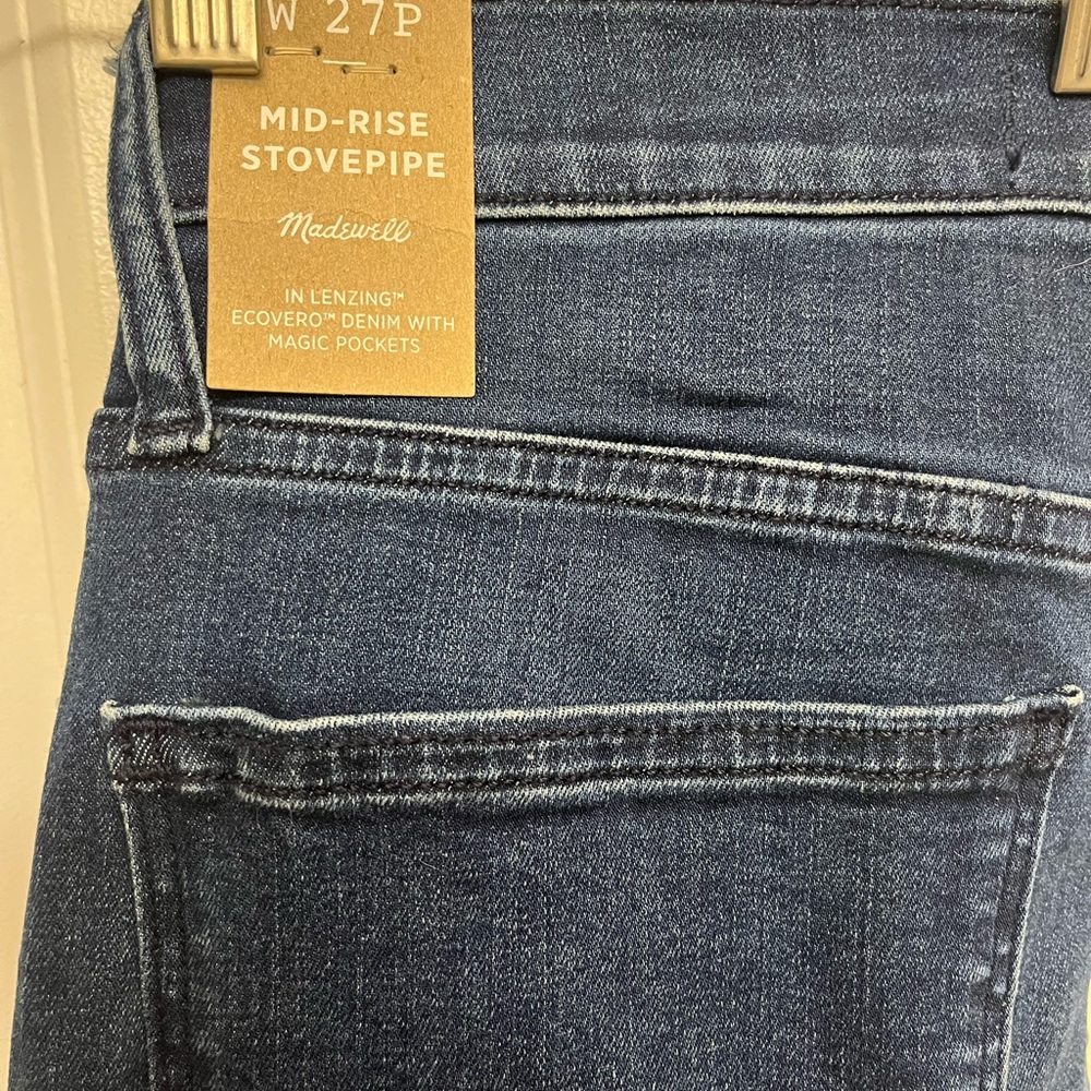 NWT. Madewell Stovepipe skinny jeans. Size 27 Petite.